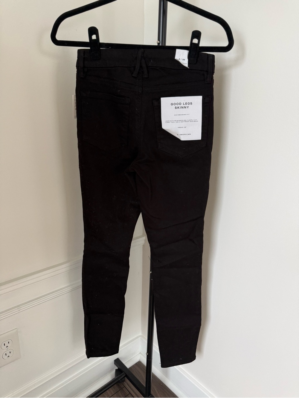 Good American Black Skinny Jeans - Picture 2 of 4